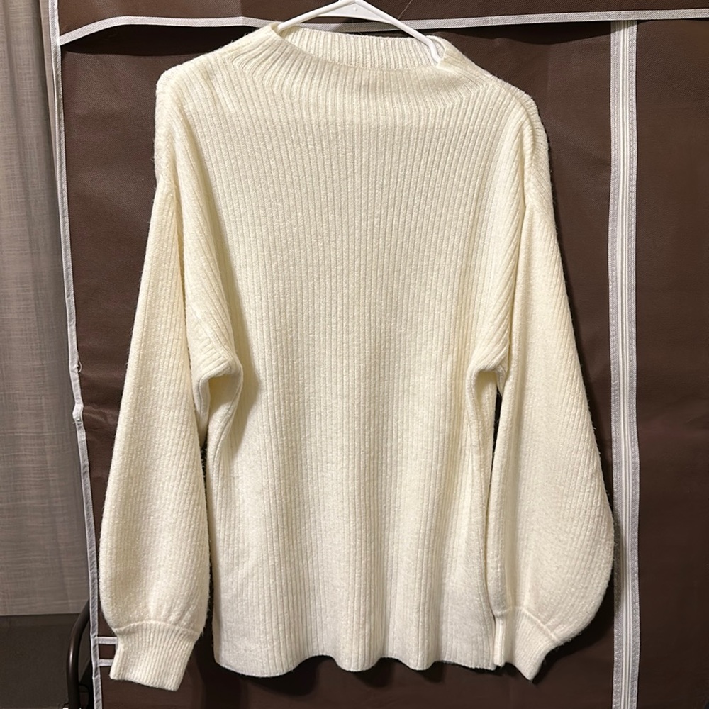 Reba, Medium, Ivory